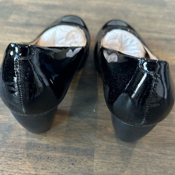 Comfortiva Amora Shoe Black Patent - Picture 6 of 6